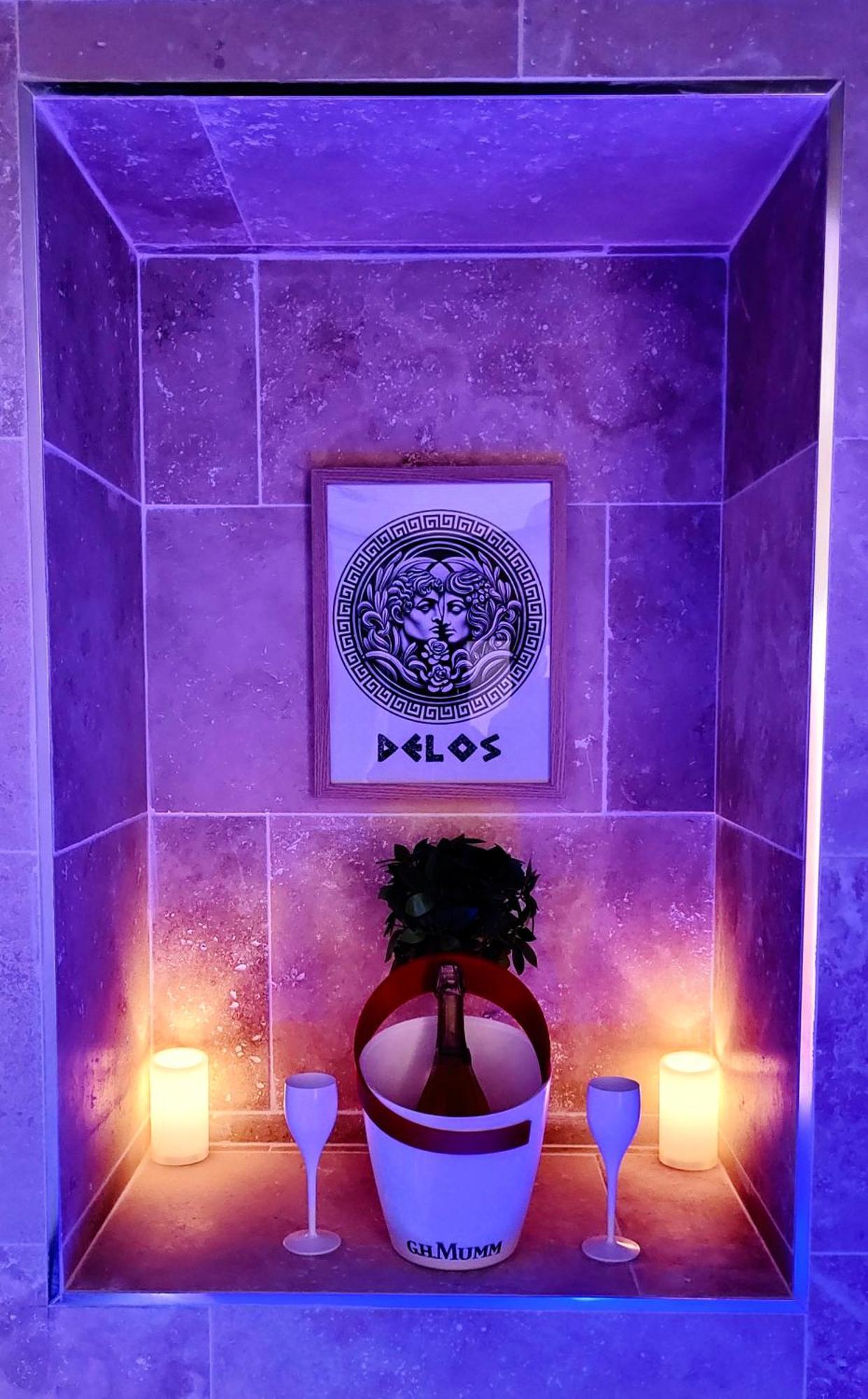 - La Suite Delos - Jacuzzi 2 Places - Centre Ville A Pied - Lit Queen Size - Parking Privee - Wifi - City Center Within Walking Distance - Кимпер Екстериор снимка