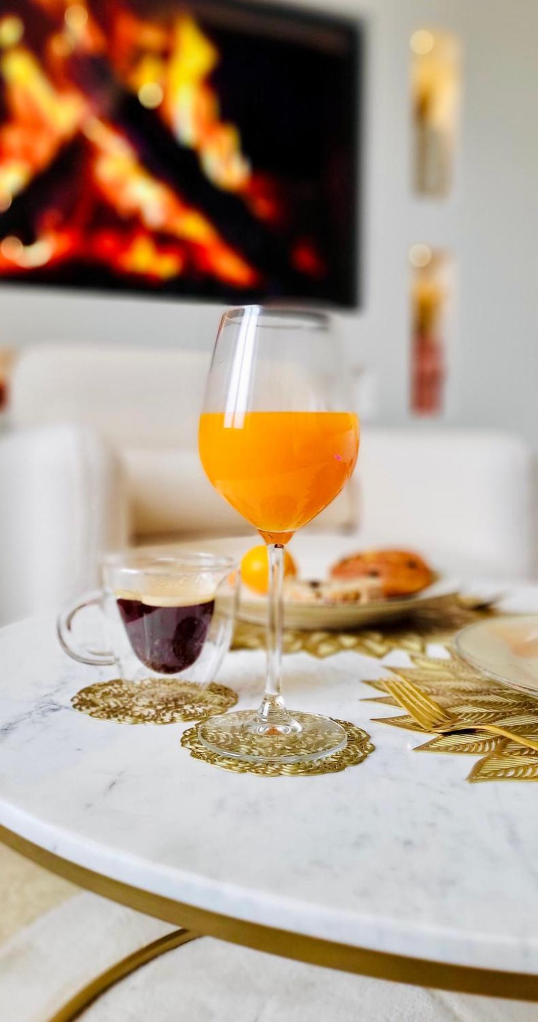 - La Suite Delos - Jacuzzi 2 Places - Centre Ville A Pied - Lit Queen Size - Parking Privee - Wifi - City Center Within Walking Distance - Кимпер Екстериор снимка